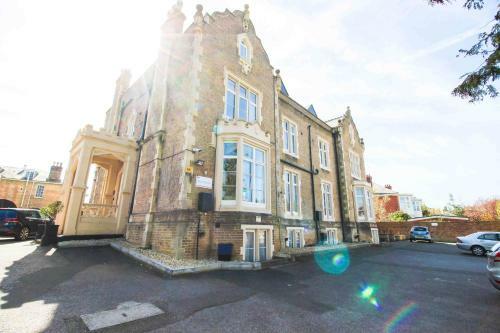 Hostal Blorenge House