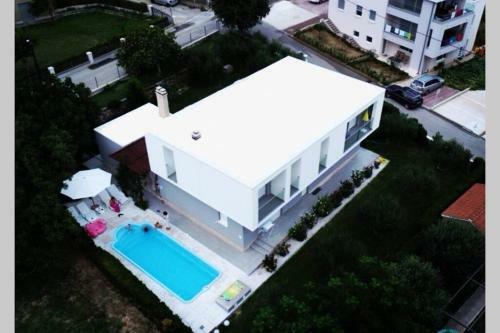 Villa Summer Stars