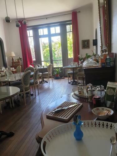 Ch�teau De Champblanc