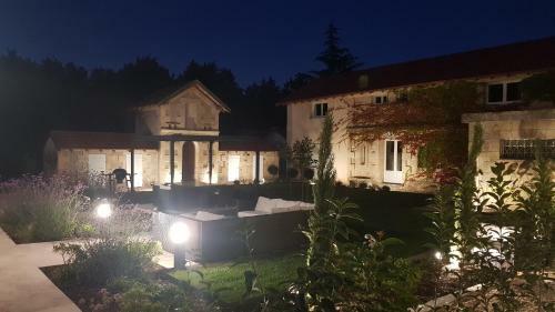 Villa Ch�teau Lacroix de Civrac, 3 Ch, 7 Pers