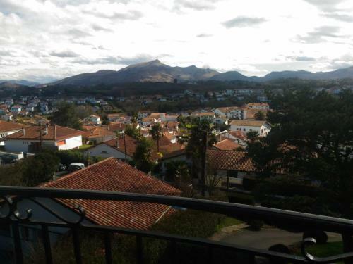 Apartamento Ahizpak