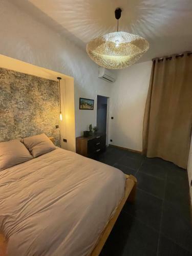 Apartamento Appart 110m2 Terrasse Climatis� Quartier M�di�val
