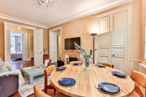 Apartamento Le Cordon Bleu # Vieux-cognac # Jardin