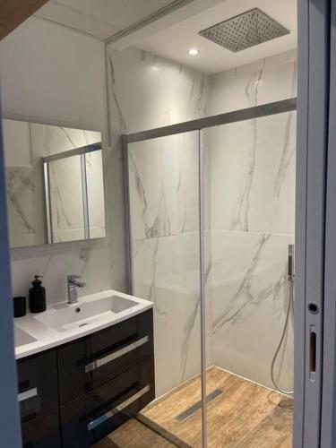 Apartamento Appartement � 50m de La Plage, Parking Et Jacuzzi