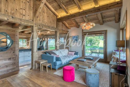 Chalet Carline