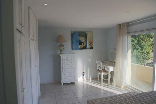 Elegante Villa de 180m3 Avec La Superbe Vue