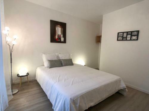 Deluxe Design - City Center Cosy Apartments