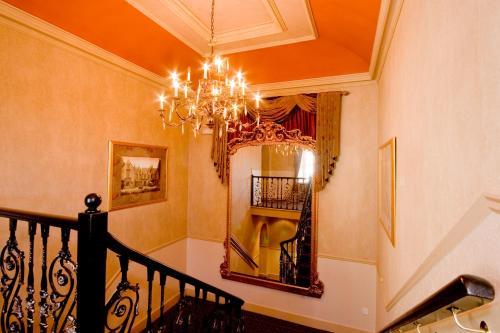 New Inn Hotel