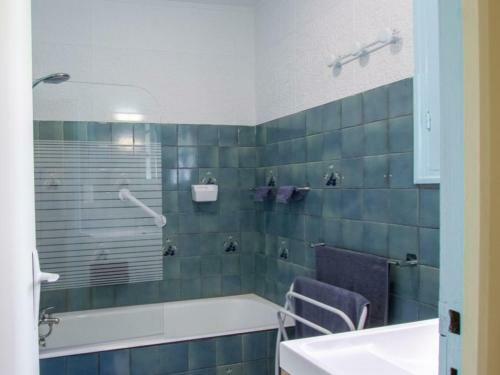 G�te Cornille, 3 Pi�ces, 4 Personnes - Fr-1-616-183