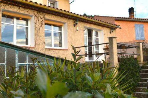 Belle Etoile : Maison de Vacances En Provence Verte