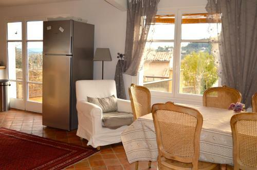 Belle Etoile : Maison de Vacances En Provence Verte