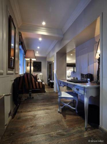 Hotel Le Saint Roch