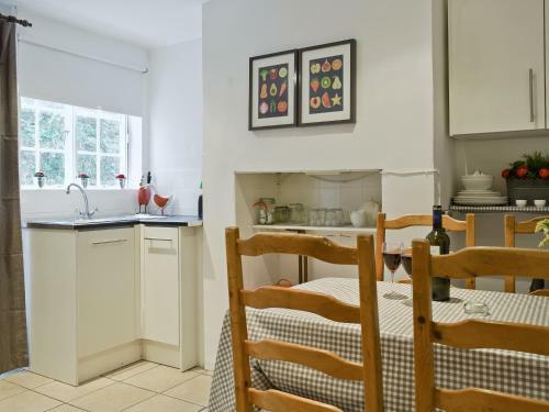 Hill View Cottage