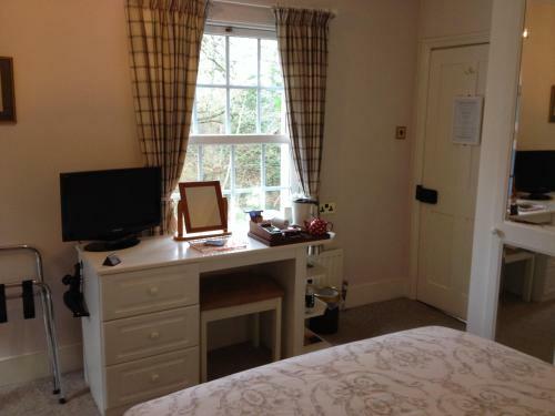 Clayhill House Bed & Breakfast