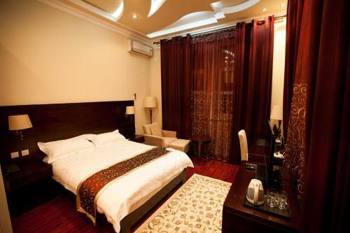 Twins Hotel