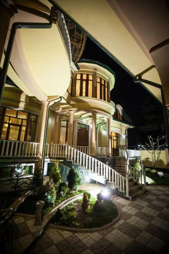 Twins Hotel