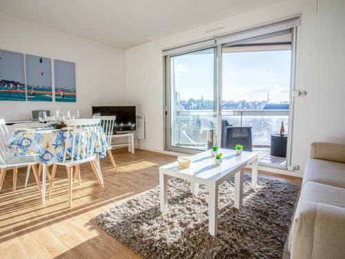 Apartment Ker Enclos-2
