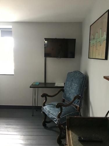Hostal L Entrepote