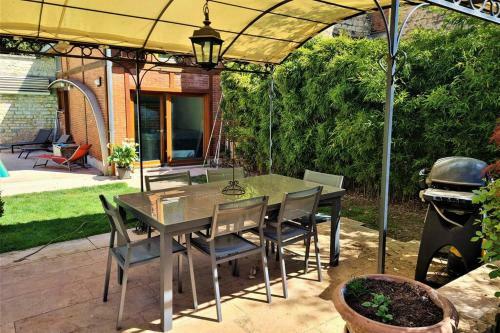 La Villa Des Roses Un �crin Enchanteur