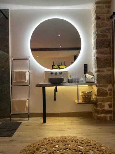 Apartamento Les Jardins Secrets - Appart Spa - Gare & Centre