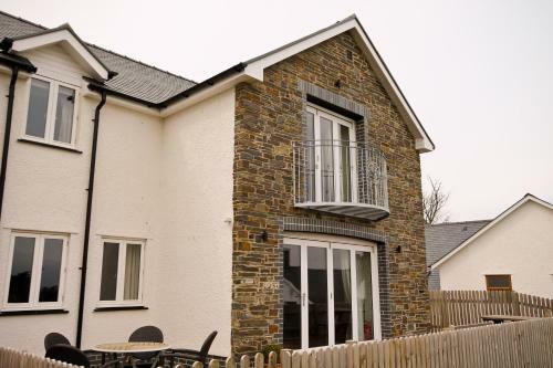 Brynhyfryd