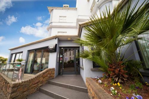 The Inn Boutique Hotel Bar And Restaurant