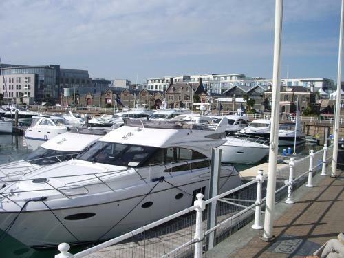 Liberty Wharf Apartments By Bridgestreet