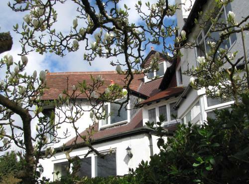 Bed & Breakfast Tregarth House