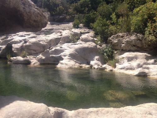 Riviere Et Cascade