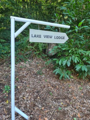 Lakeview Lodge