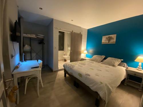 Hostal La Ferme Du Riouclar