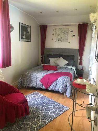 Bed & Breakfast La Long�re Piscine&spa Priv�