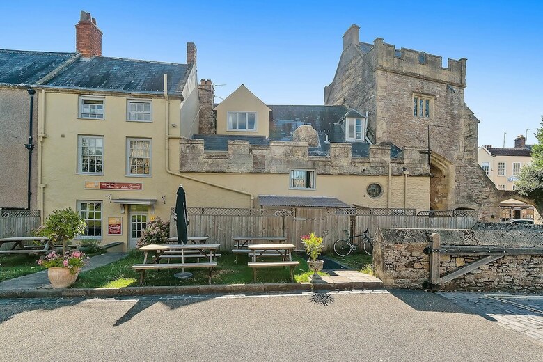 Hotel The Ancient Gatehouse