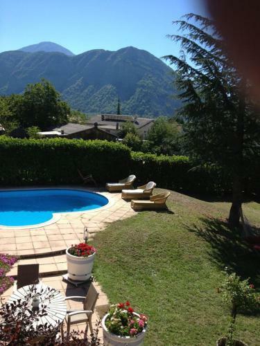 Au Paradis Des Grillons