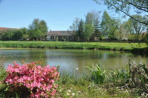 Cottage "le Pre Calas" | Etang, Parc Enfant Et Spa