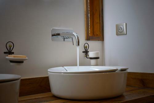 Hostal Chateau De Balleure