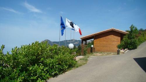Chalets De Cemma