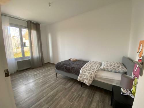 Maison Enti�re Avec Jardin Et Une Belle Vue