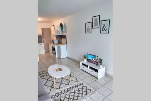 Apartamento Grand Studio Evreux Centre Jardin L'eveque