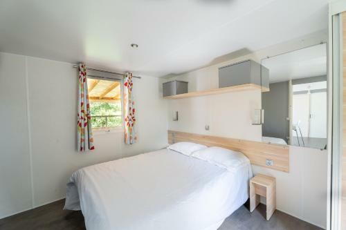 Camping Les Gorges Du Chambon