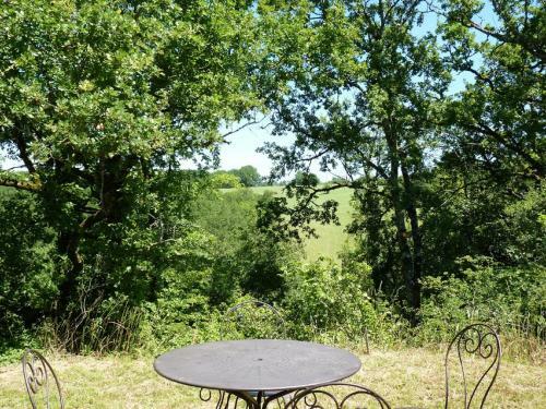 Bed & Breakfast Cabane-hobbit De Samsaget