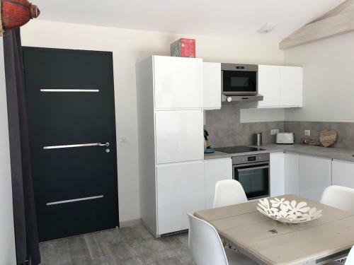 Apartamento T2 Ind�pendant Dans Maison Avec Piscine Proche Bordeaux