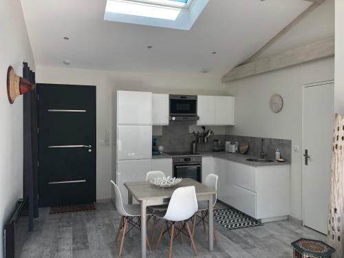Apartamento T2 Ind�pendant Dans Maison Avec Piscine Proche Bordeaux
