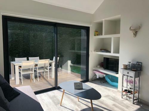Apartamento T2 Ind�pendant Dans Maison Avec Piscine Proche Bordeaux