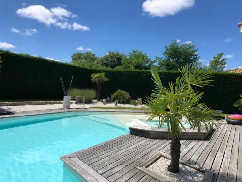 Apartamento T2 Ind�pendant Dans Maison Avec Piscine Proche Bordeaux