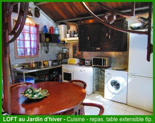 2 G�tes - 5 � 20 Pers - Domaine Des Loubi�res