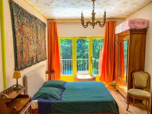2 G�tes - 5 � 20 Pers - Domaine Des Loubi�res