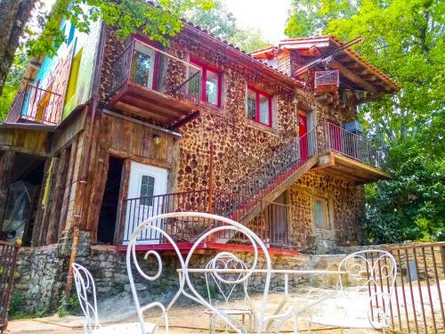 2 G�tes - 5 � 20 Pers - Domaine Des Loubi�res