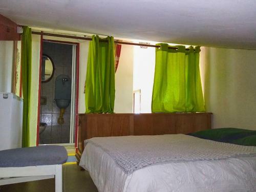 2 G�tes - 5 � 20 Pers - Domaine Des Loubi�res