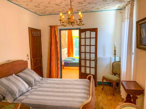 2 G�tes - 5 � 20 Pers - Domaine Des Loubi�res